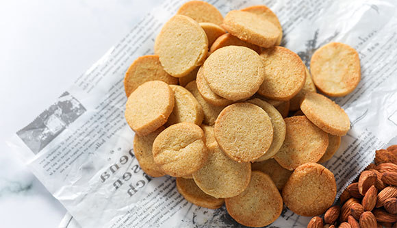 עוגיות שיצאו מהתנור | צילום: BirdShutterB, Shutterstock