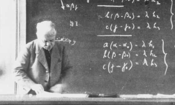 ארנולד זומרפלד בהרצאה במינכן | מקור: LMU