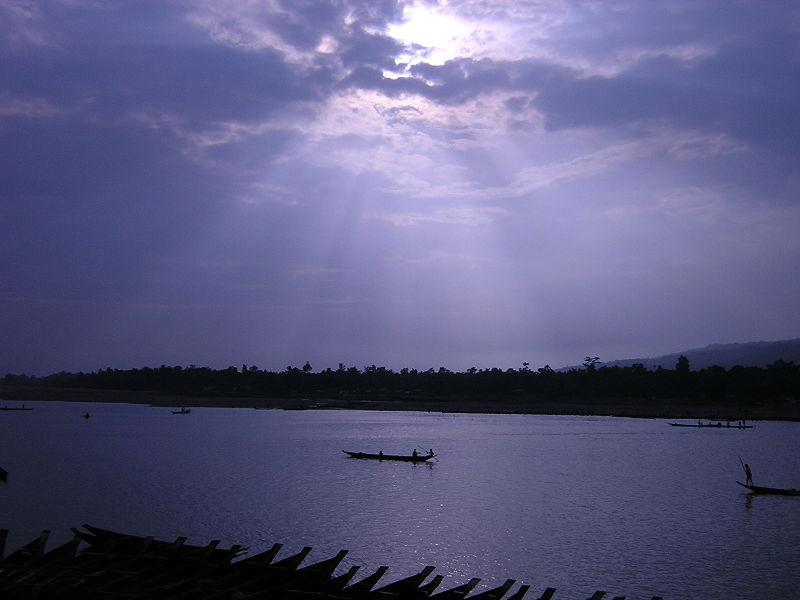 האם ניתן לראות נקודת מפגש של שתי קרני אור (הצטלבות)? כריסטופר