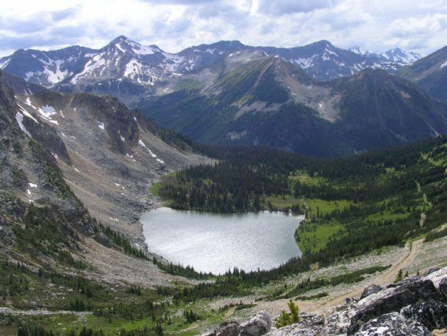 למה לרוב אגמים הם מים מתוקים? אבישי