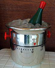 מה שוקל יותר מים או אלכוהול? אליר