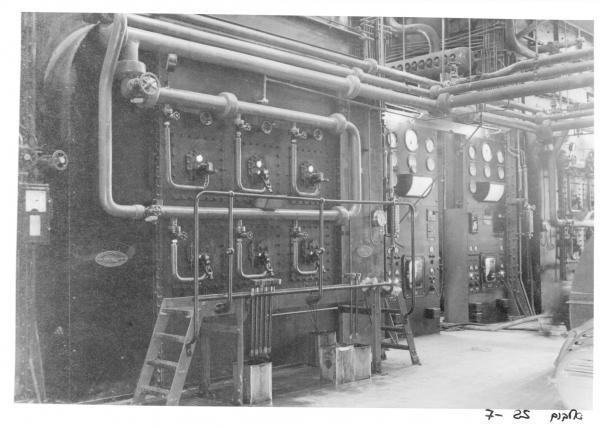 כיצד פועלת תחנת כוח על קיטור? זוהר