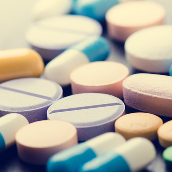 Can cold weather or cold body temperature really make one sick? Keren