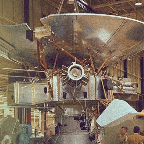 היום לפני: החללית הראשונה אל צדק