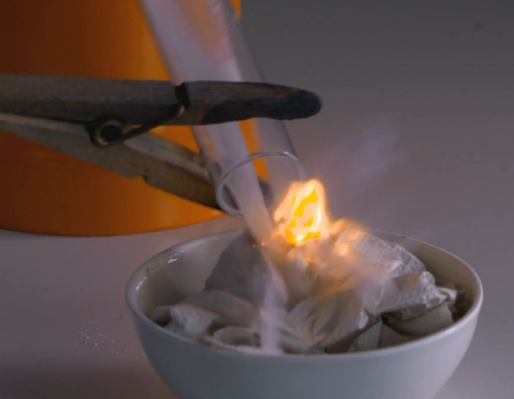 זהירות, אני שורף!