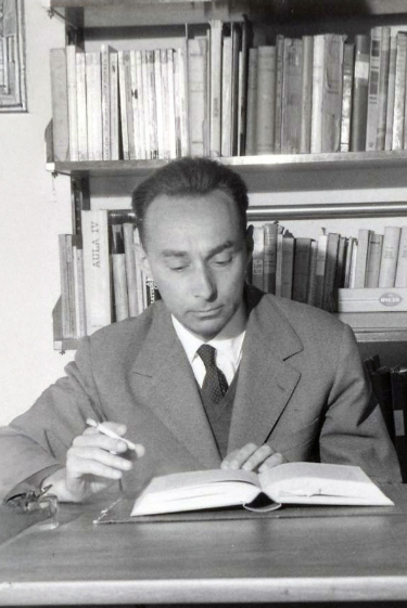 הכימאי שעלה מן האפר