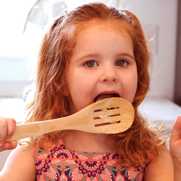 המרכז לבקרת מחלות: “היזהרו מבצק עוגיות”