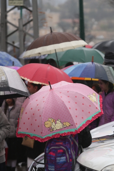 מדוע יורד גשם בחורף?