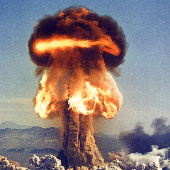 The Science Behind History’s Most Terrible Weapon – The Atomic Bomb