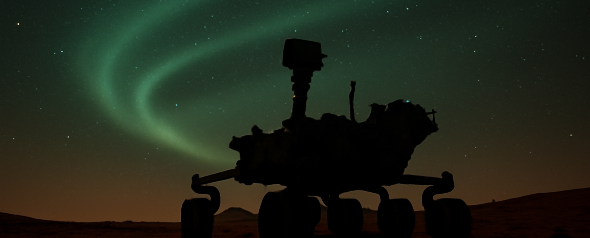 Auroras and Dust on Mars: This Week in Space