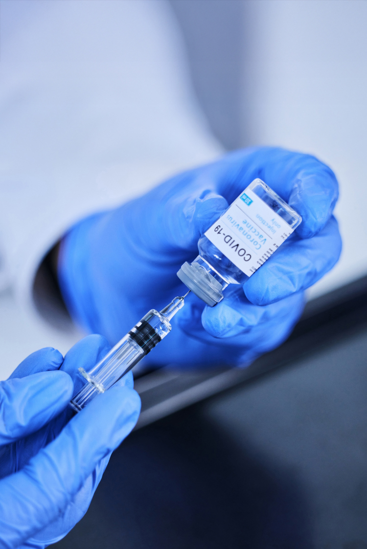 הסבר לתופעת הלוואי הנדירה של חיסון הקורונה