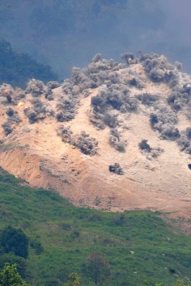 צרות בצרורות