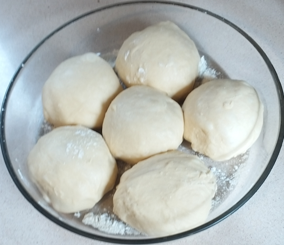 הבריוש של דפנה בדרך לתנור | צילום: דפנה מנדלר