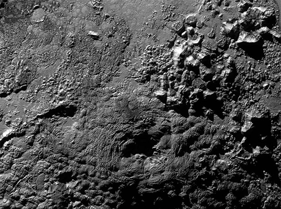 האם זה אומר שפלוטו חם יותר משחשבנו? הרי געש קרחיים על פלוטו | NASA/Johns Hopkins University Applied Physics Laboratory/Southwest Research Institute