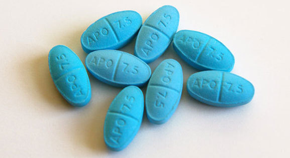 ה-FDA המליץ להפחית את המינון לנשים של חלק מהתרופות לנדודי שינה | צילום: SCIMAT / Science Photo Library